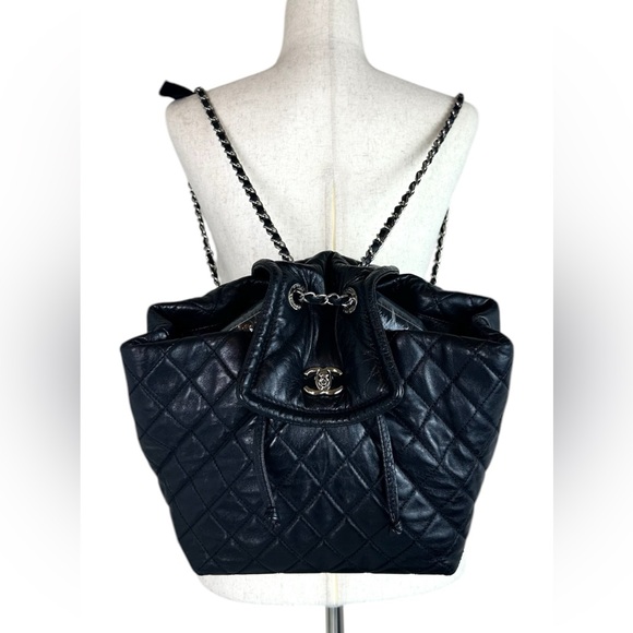 CHANEL Matelasse Backpack Bag Leather Logo Black - Picture 4 of 12